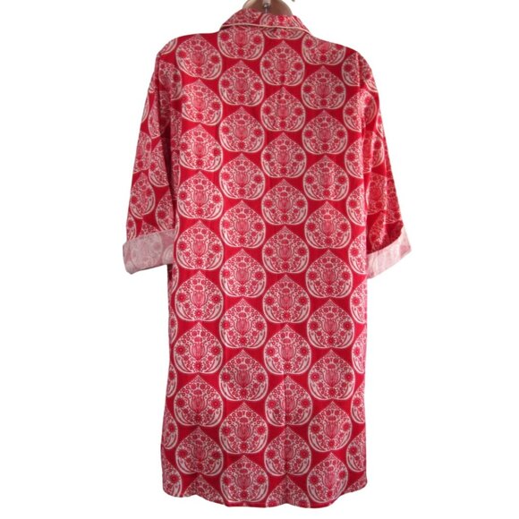 World Market Red White Floral Flannel S/M Button Up Nightshirt EUC Front Pocket - Picture 2 of 16